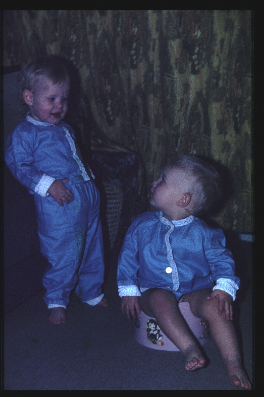 26.Delft okt 1964 Brigitte,Marion.JPG